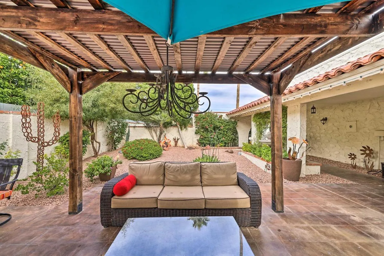Central Scottsdale Townhouse With Pool Access! Nyaraló